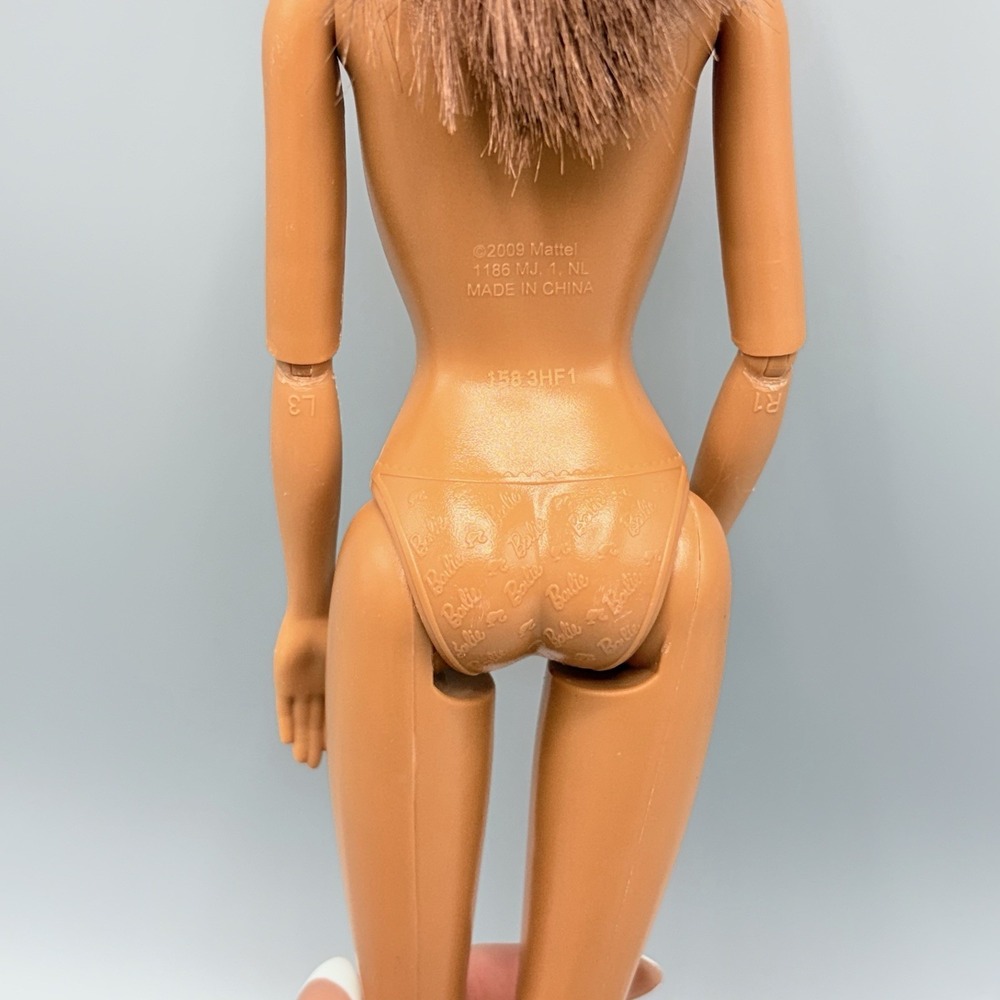 Barbie Fashionistas Artsy Nikki Doll AA Fully Articulated 2009 Nude No Box - Picture 7 of 9